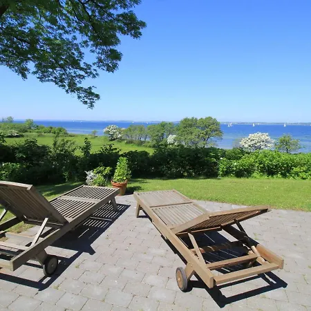 Strandhaus Am Muehlendamm - Meerblick, Sauna Und Ofen * Steinbergkirche