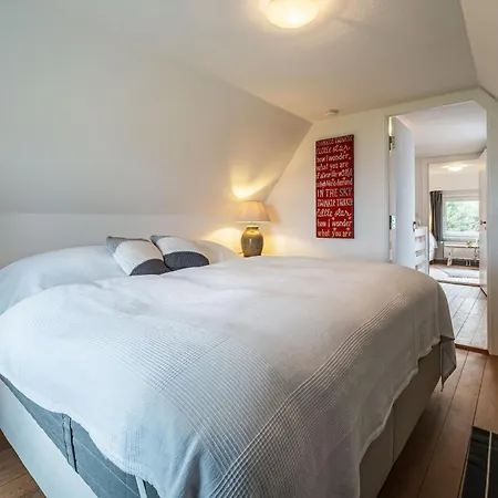 Strandhaus Am Muehlendamm - Meerblick, Sauna Und Ofen * Steinbergkirche