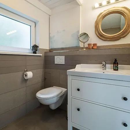 Feriehus Strandhaus Am Muehlendamm - Meerblick, Sauna Und Ofen Steinbergkirche