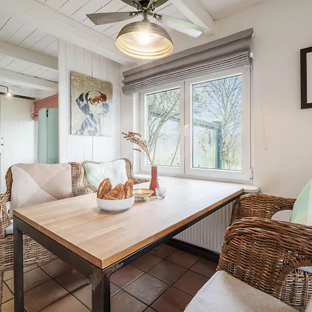 Strandhaus Am Muehlendamm - Meerblick, Sauna Und Ofen * Steinbergkirche